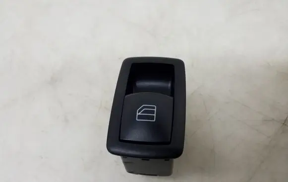 Mercedes-Benz ML W164 Electric window control switch A2518200510