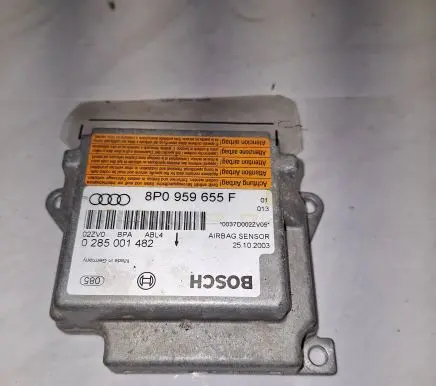Audi A3 S3 8P Airbag control unit/module 8P0959655F 0285001482 179696088