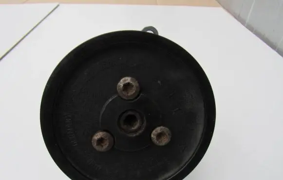 Porsche Cayenne (9PA) Power steering pump pulley 94814701901