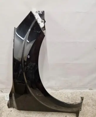 Nissan Navara Fender