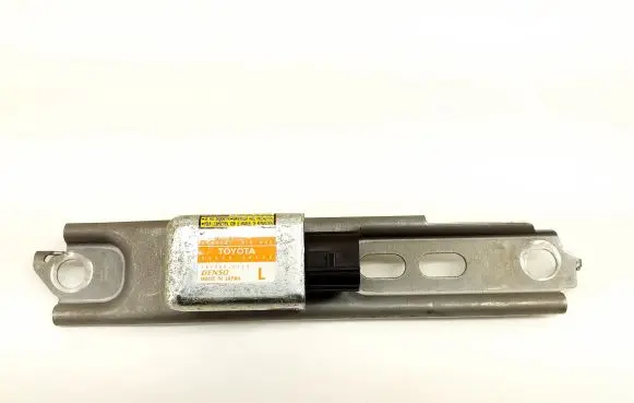 Lexus RX 450H Airbag deployment crash/impact sensor 8983048020 1879000720