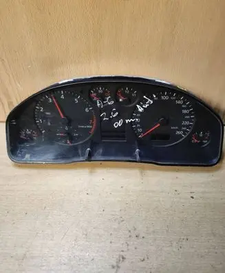 Audi A6 S6 C5 4B Speedometer (instrument cluster) 4B0919860L V3010031 V00100820