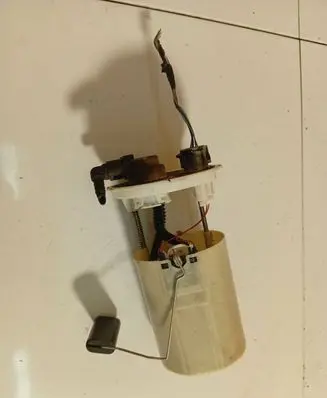 Toyota Avensis T250 Fuel level sensor 0580300013