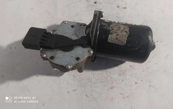 Skoda Octavia Mk1 (1U) Wiper motor 1J1955113B