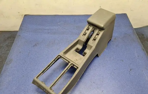 Nissan Terrano Center console 