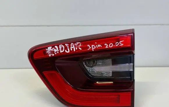 Tailgate rear/tail lights