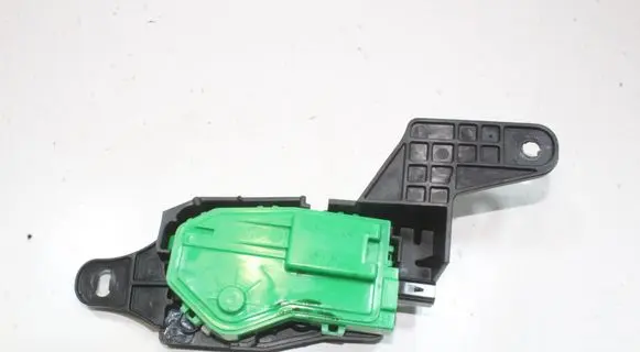 KIA Sportage Fuel tank cap lock motor 