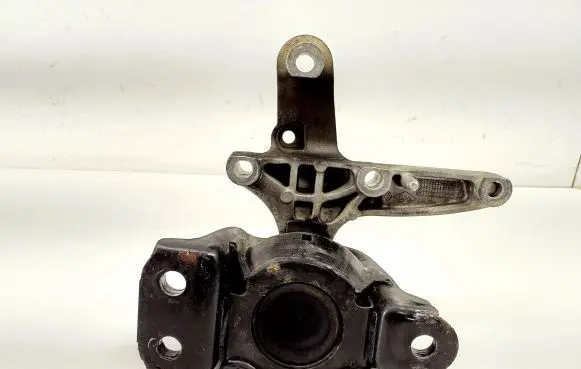 Nissan Qashqai Engine mount bracket 112848459R