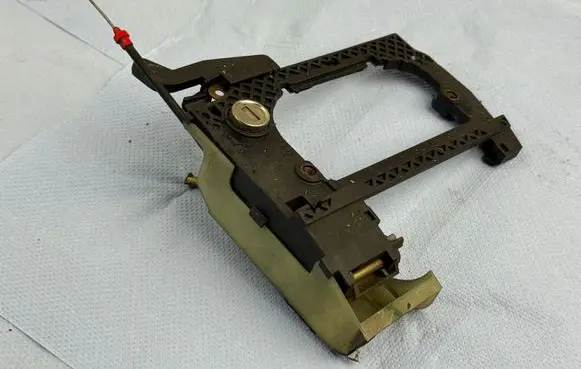 Front door exterior handle/bracket