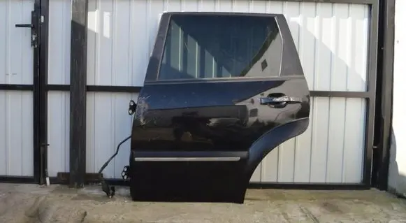 SsangYong Rexton Rear door 52645