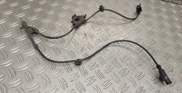 Toyota Auris E180 ABS brake wheel speed sensor 8954202061
