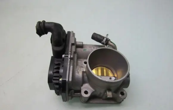 Honda HR-V Throttle valve GMJ3A