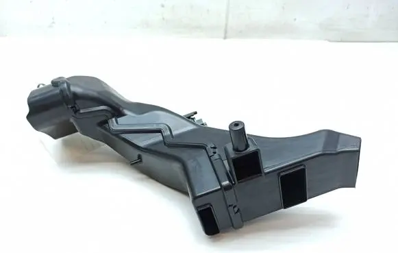 Hyundai Ioniq 5 Cabin air duct channel 