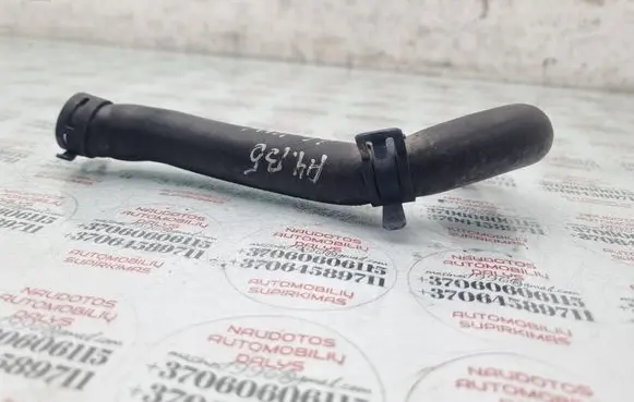 Audi A4 S4 B5 8D Engine coolant pipe/hose 028121053K