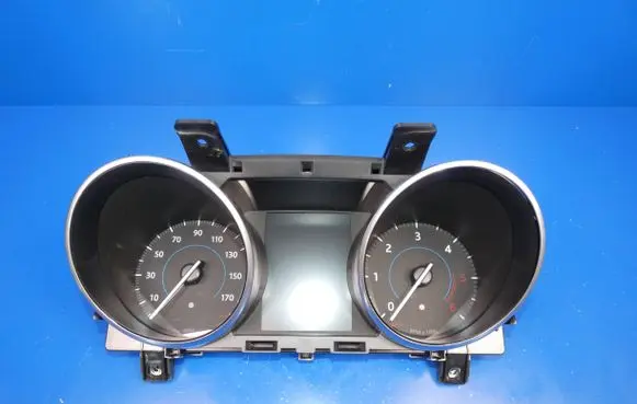 Speedometer (instrument cluster)