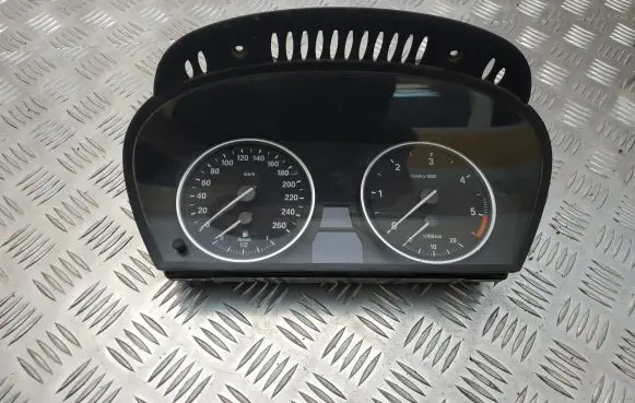 BMW 5 E60 E61 Speedometer (instrument cluster) A2C53103634
