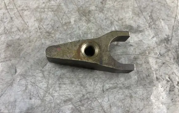Toyota Corolla Verso AR10 Fuel Injector clamp holder