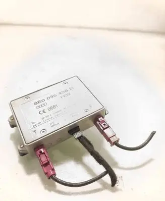 Audi A4 S4 B6 8E 8H Antenna control unit 8E0035456B 09103112