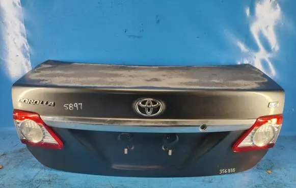 Toyota Auris 150 Tailgate/trunk/boot lid 6440102580