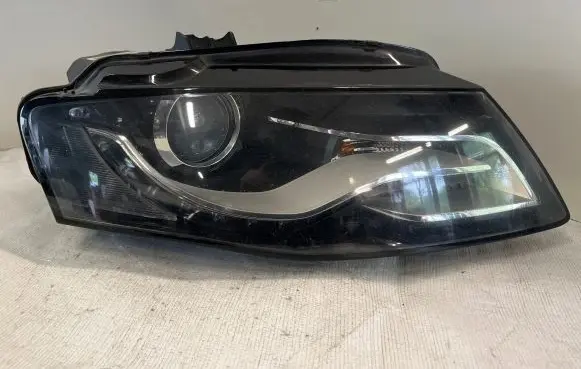 Audi A4 S4 B8 8K Headlight/headlamp 8K0941004G 0301240282 LE07A6164