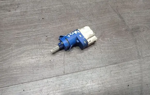 Volvo V70 Brake pedal sensor switch 3M5T9C872AC