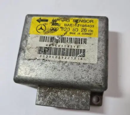 Mercedes-Benz C W202 Airbag control unit/module 0008208026 12198403 G3T4H13A5Y8