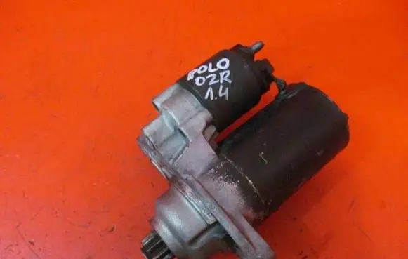 Volkswagen Polo Starter motor 021911023E 0001121016