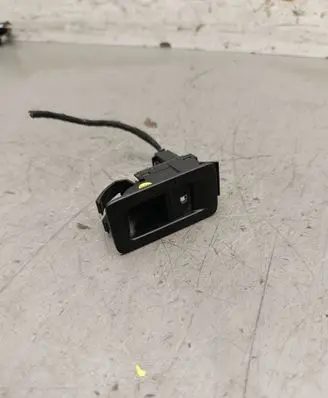 Volkswagen Touran I Fuel tank opening switch 1F0959527 1T0959551A