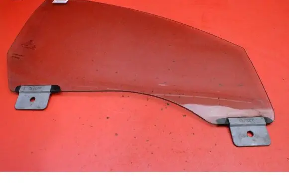 Ford Mondeo MK I Front door window glass four-door 
