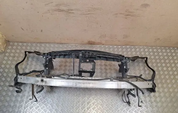 Mercedes-Benz E W212 Radiator support slam panel 