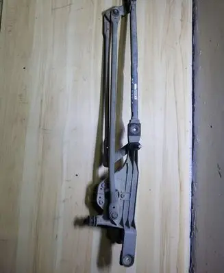 Ford Focus Front wiper linkage and motor 3397020776 4M5117504