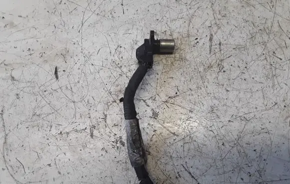 Volvo XC90 Crankshaft position sensor 30713485