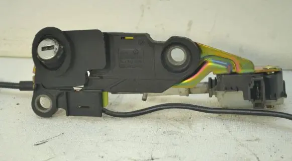 Audi A4 S4 B5 8D Tailgate exterior lock 3B9827297A