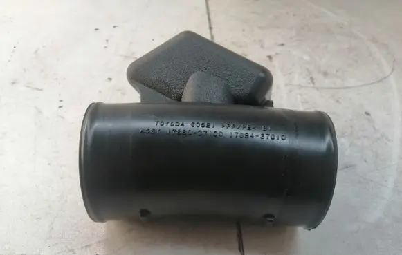 Toyota Prius (XW30) Air intake duct part 1788037100 1789437010