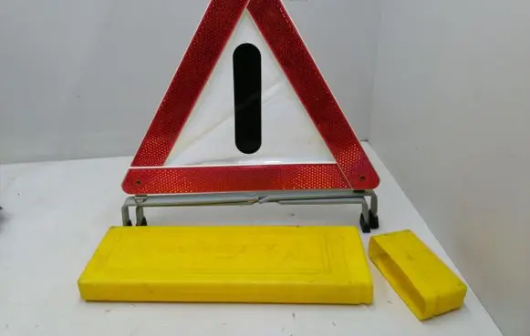 Volkswagen PASSAT B5 Emergency warning sign 
