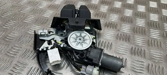 Lexus GS 250 350 300H 450H Tailgate/trunk/boot lock/catch/latch 3095800024 8301001110
