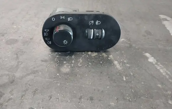 Light switch