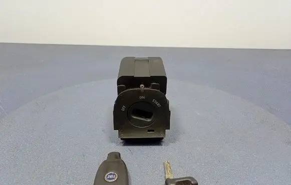 Fiat Croma Ignition lock 7353987700