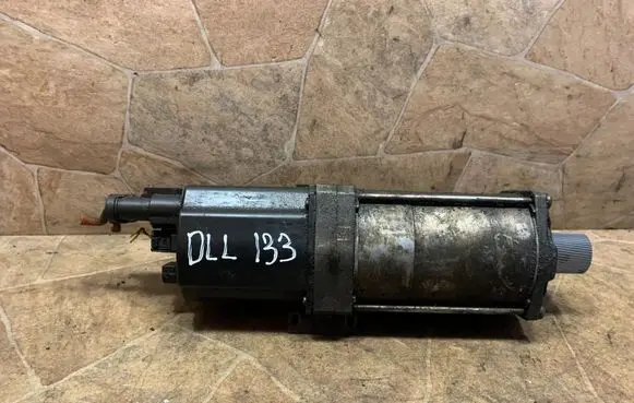 Mercedes-Benz C W204 Steering rack electric part 160270368