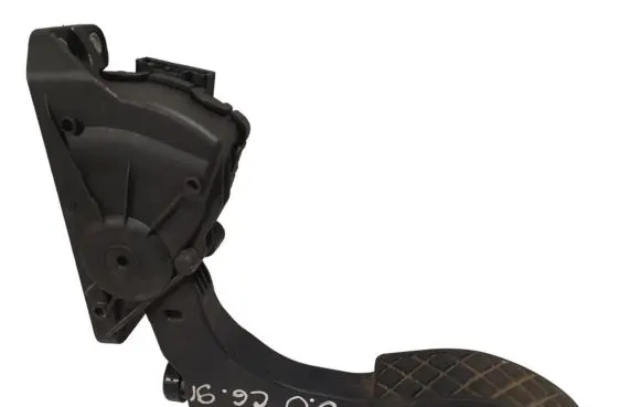 Audi A6 S6 C6 4F Accelerator throttle pedal 4F1723523A 6PV00898404