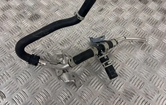 Toyota Mirai II Electric car engine cooling hoses/pipes 