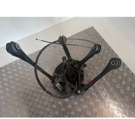 BMW 4 F36 Gran coupe Rear wheel hub spindle/knuckle 