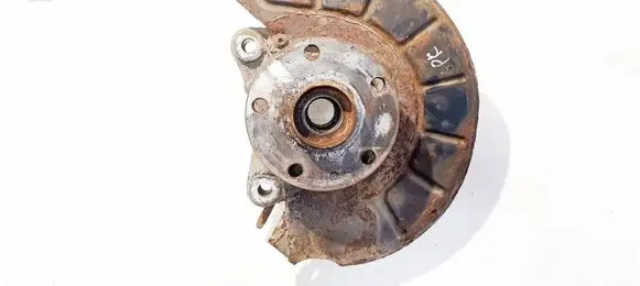 Volkswagen PASSAT B6 Front wheel hub