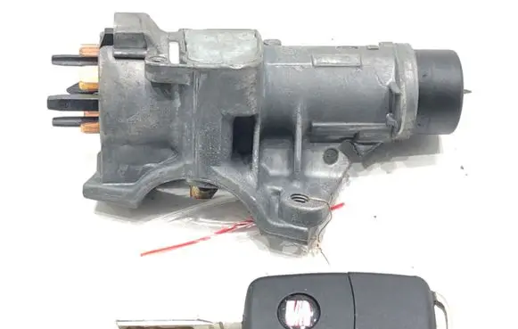 Seat Ibiza III (6L) Ignition lock 4B0905851C