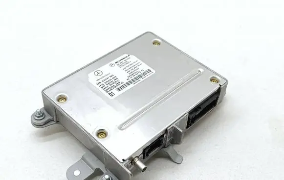 Mercedes-Benz S W221 Bluetooth control unit module A2218708685