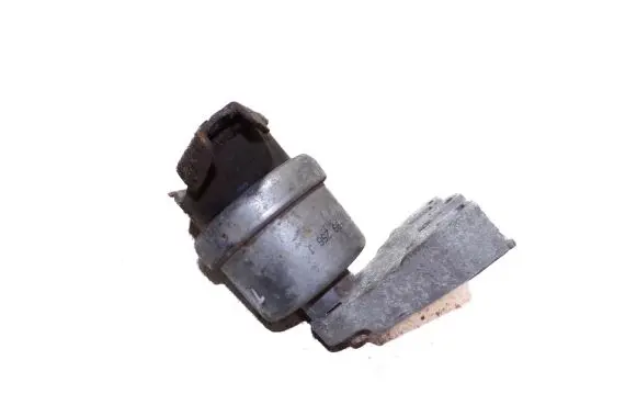 Volkswagen Transporter - Caravelle T5 Engine mount bracket 7E0199256J