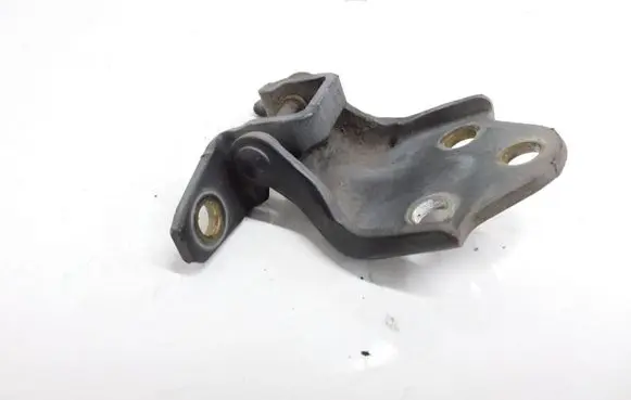 Mitsubishi Pajero Sport I Front door upper hinge