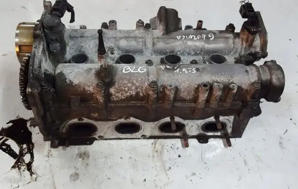 Volkswagen Golf V Engine head 03C103358AB
