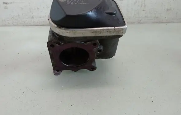Skoda Fabia Mk1 (6Y) Throttle valve 047133062D