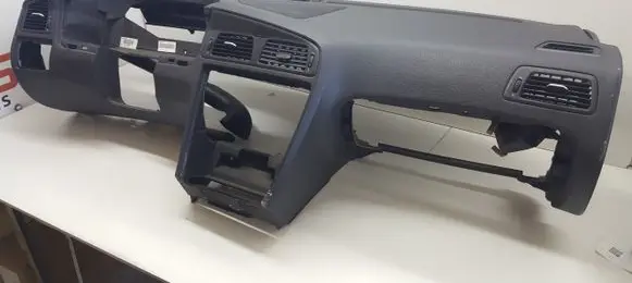 Volvo S60 Dashboard 9177707